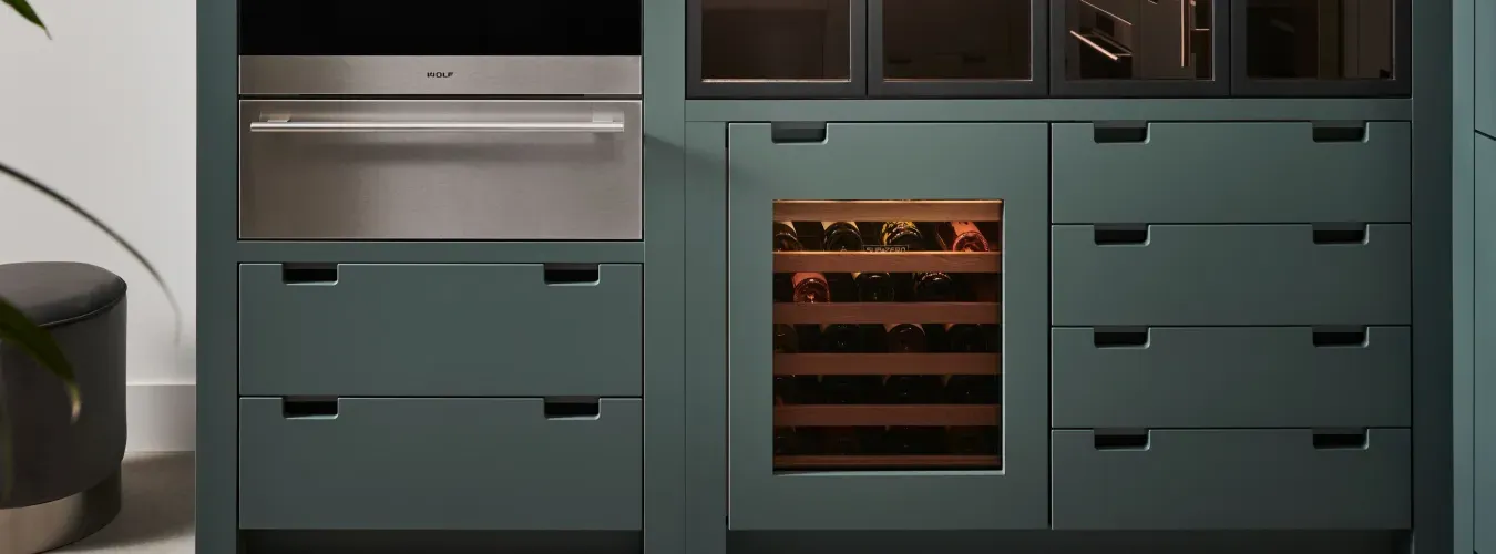 sub-zero-undercounter-wine-fridge